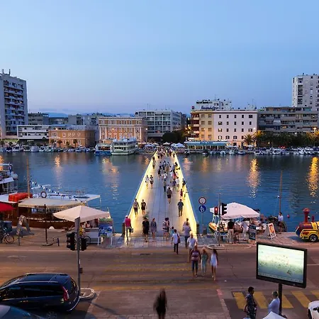 Апартаменты Modern Mediterranean Задар
