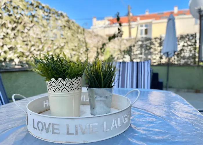 公寓 Modern Mediterranean