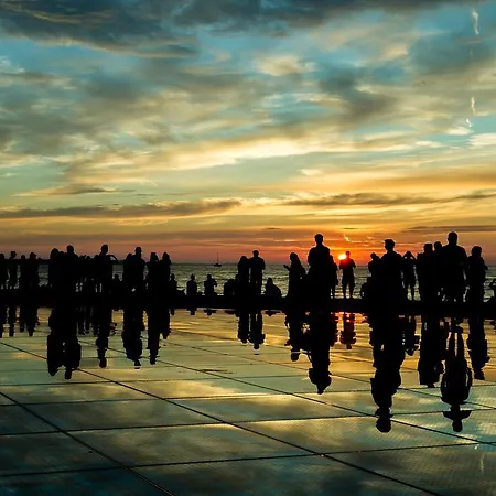 Apartment Modern Mediterranean *