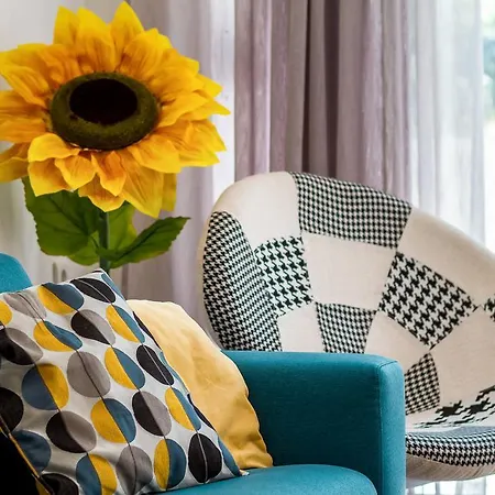 Апартаменти Modern Mediterranean *